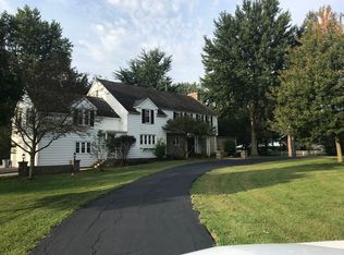 132 N 43rd Rd, Mendota, IL 61342