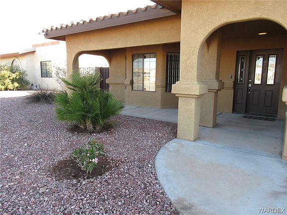 3rd image of 5762 S Bernstein Dr