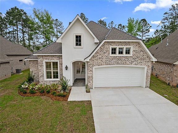 2nd image of 132 Natchez Trace Ct