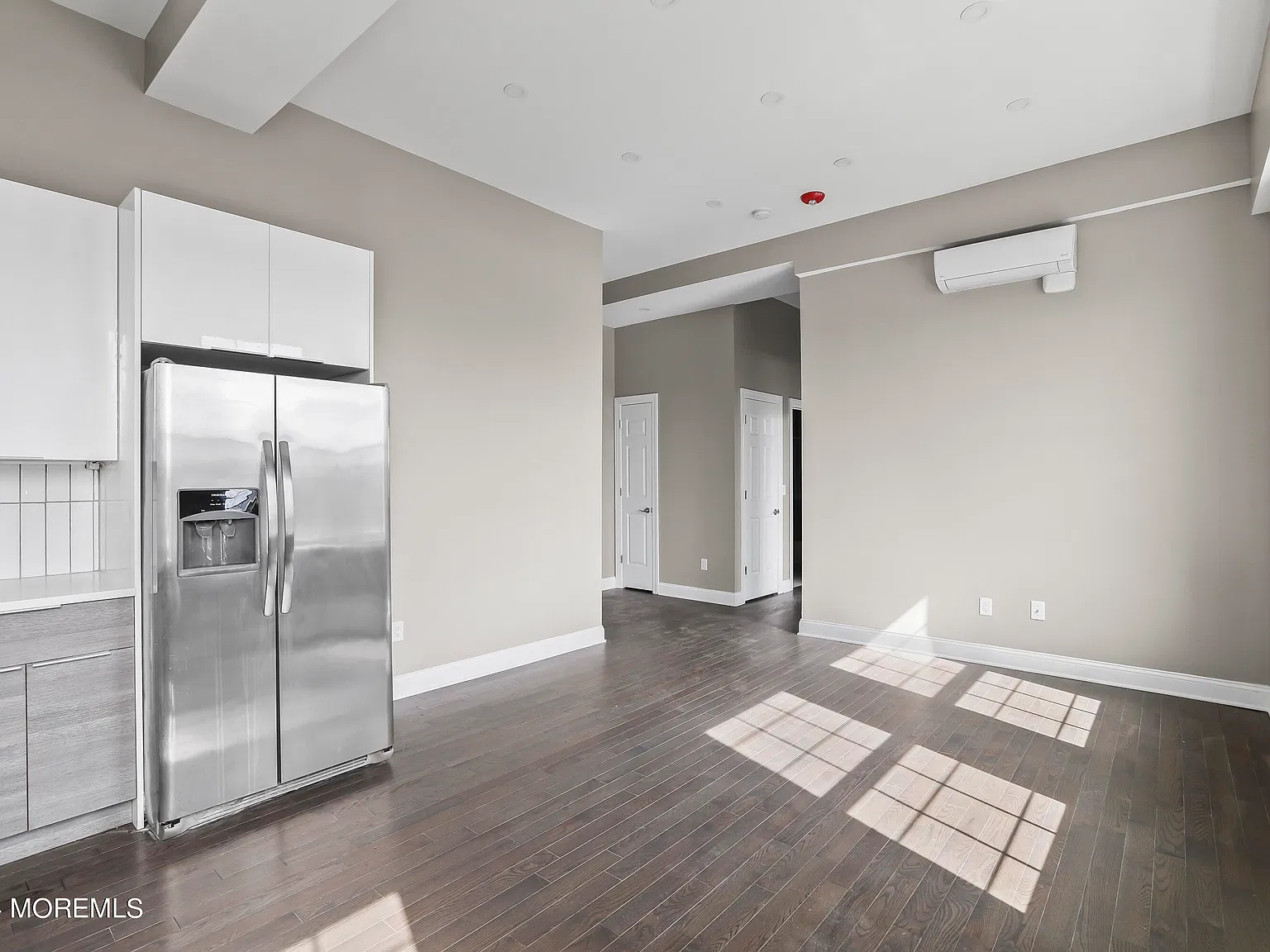 2 bed, 7200 sqft, $3,400 — Photo 3