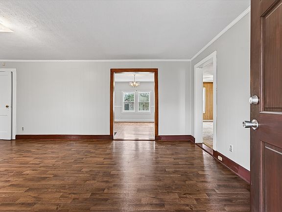 4th image of 3236 Dover Rd