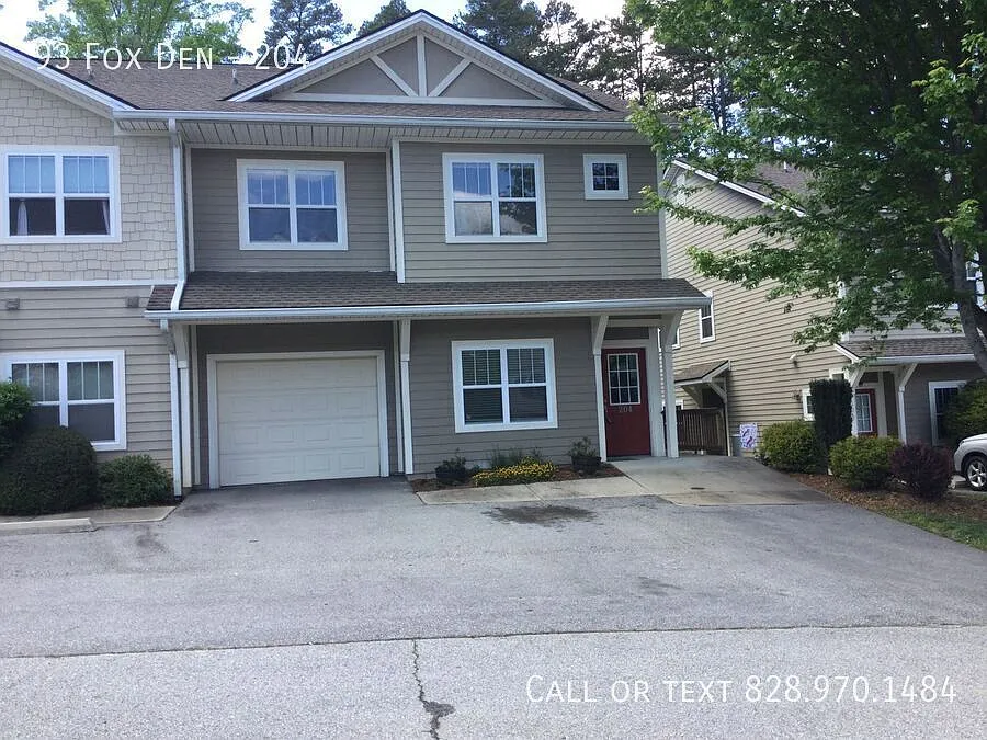 93 Foxden Dr #204
