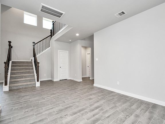 5th image of 11111 Tulip Ridge Trl