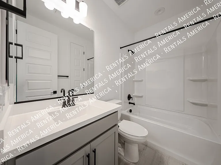 8725 W Windsor Blvd — Photo 19