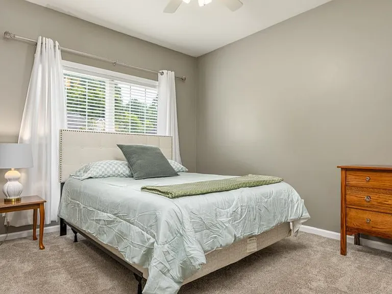 4845 Waverly Ct — Photo 10