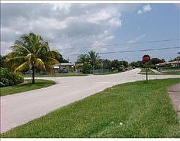2nd image of 10010 Martinique Dr