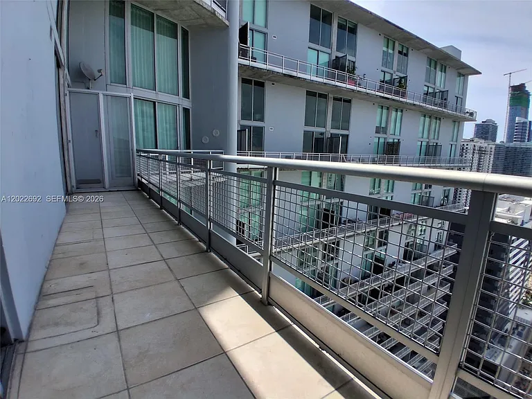 690 SW 1st Ct #Penthouse I19 — Photo 24