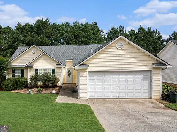 1652 Thorn Ridge Trl, Hampton, GA 30228