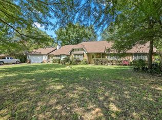 5057 Golden Cir, Denton, TX 76208