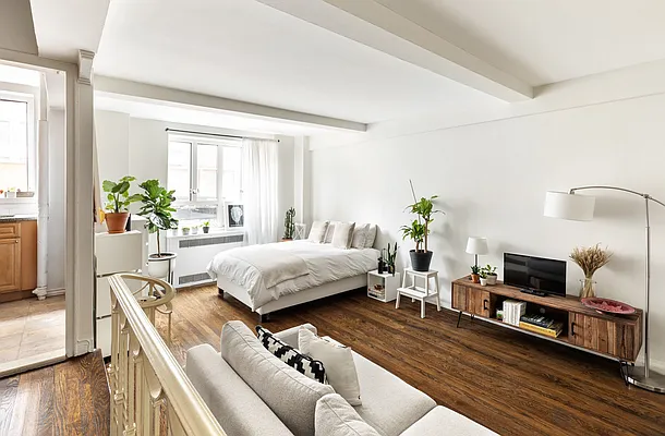 Sold by Compass | media 2