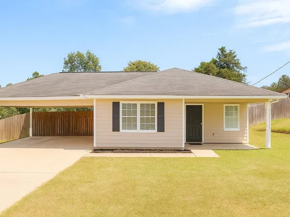 589 Mill Pond Dr, Phenix City, AL 36870
