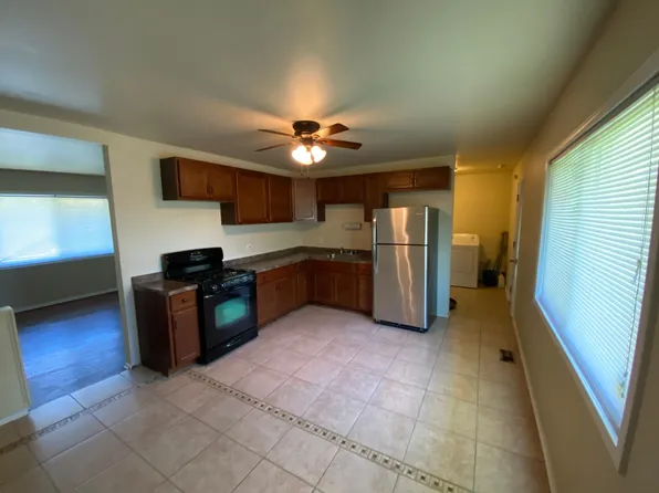 22249 Latonia Ln, Richton Park, IL 60471