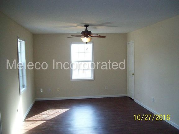 2nd image of 1029 Burton St