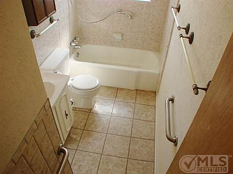 4th image of 14039 Janwood Ln
