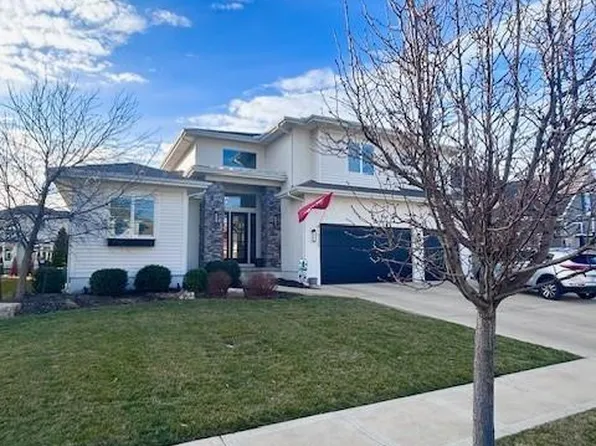 18332 Monrovia St, Overland Park, KS 66013