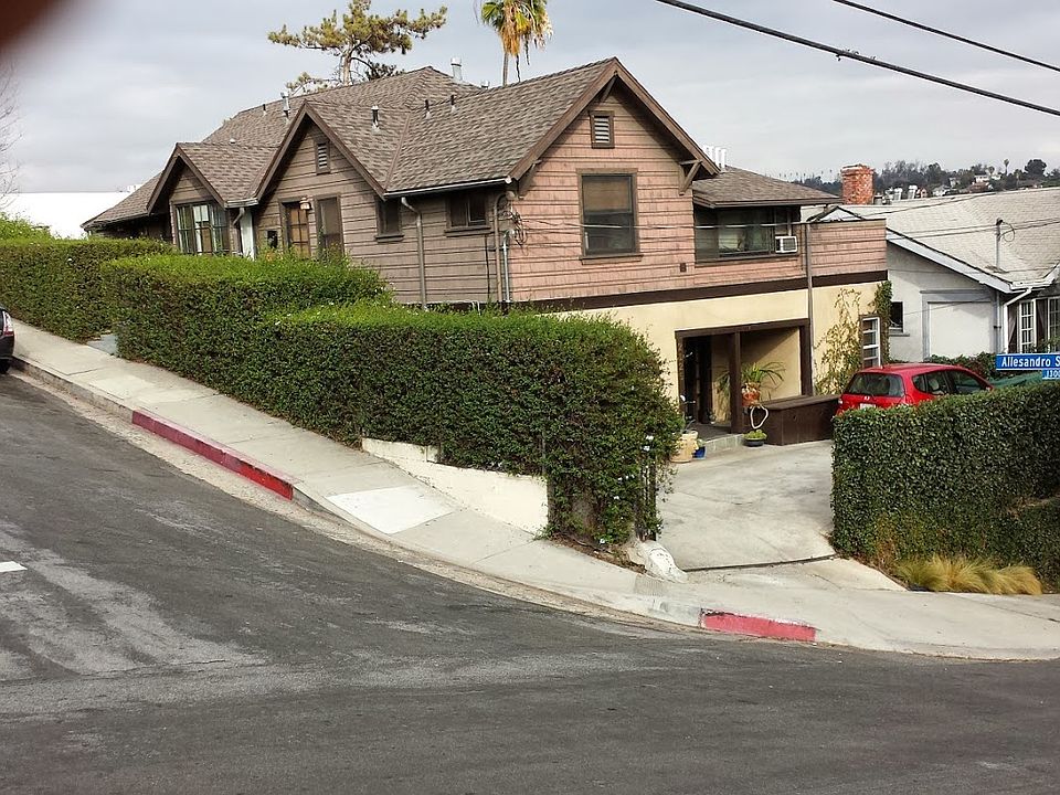 1st image of 2121 Reservoir St
