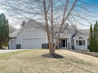 4064 Northview Ter, Eagan, MN 55123