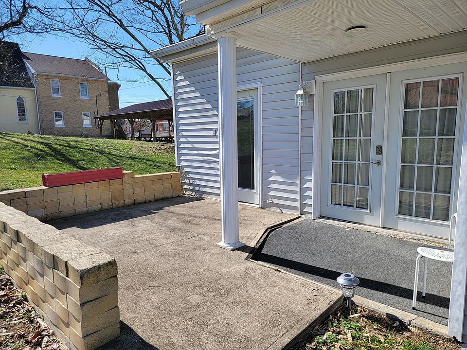 52 N Main St, Mount Olivet, KY 41064 Zillow