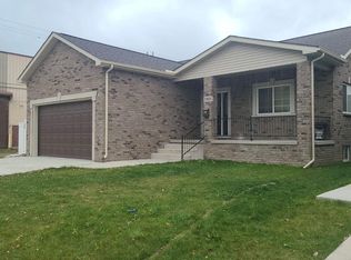 17651 Dora St, Melvindale, MI 48122