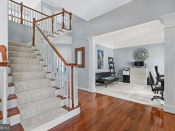 4th image of 1919 Powells Landing Cir