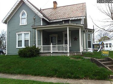 1st image of 227 Pittsburgh St