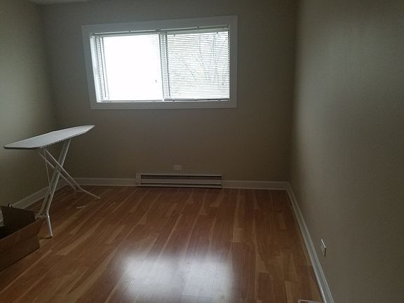 5th image of 919 N Boxwood Dr APT 302