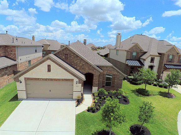 2nd image of 26623 Grey Sparrow Dr