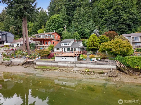 4923 Sunrise Beach Road NW, Olympia, WA 98502