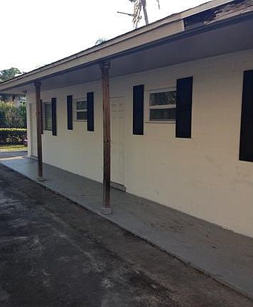 4th image of 853 91st Ave N