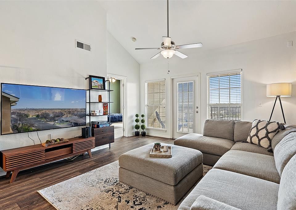1st image of 6810 Deatonhill Dr Unit 1301