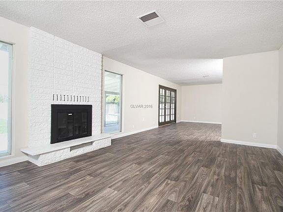 4th image of 5054 Reiter Ave