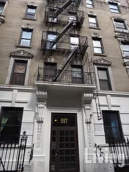Rented by Living New York