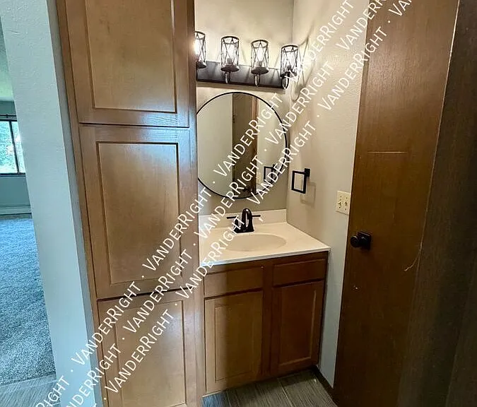 115 N Kimball St #12 — Photo 11