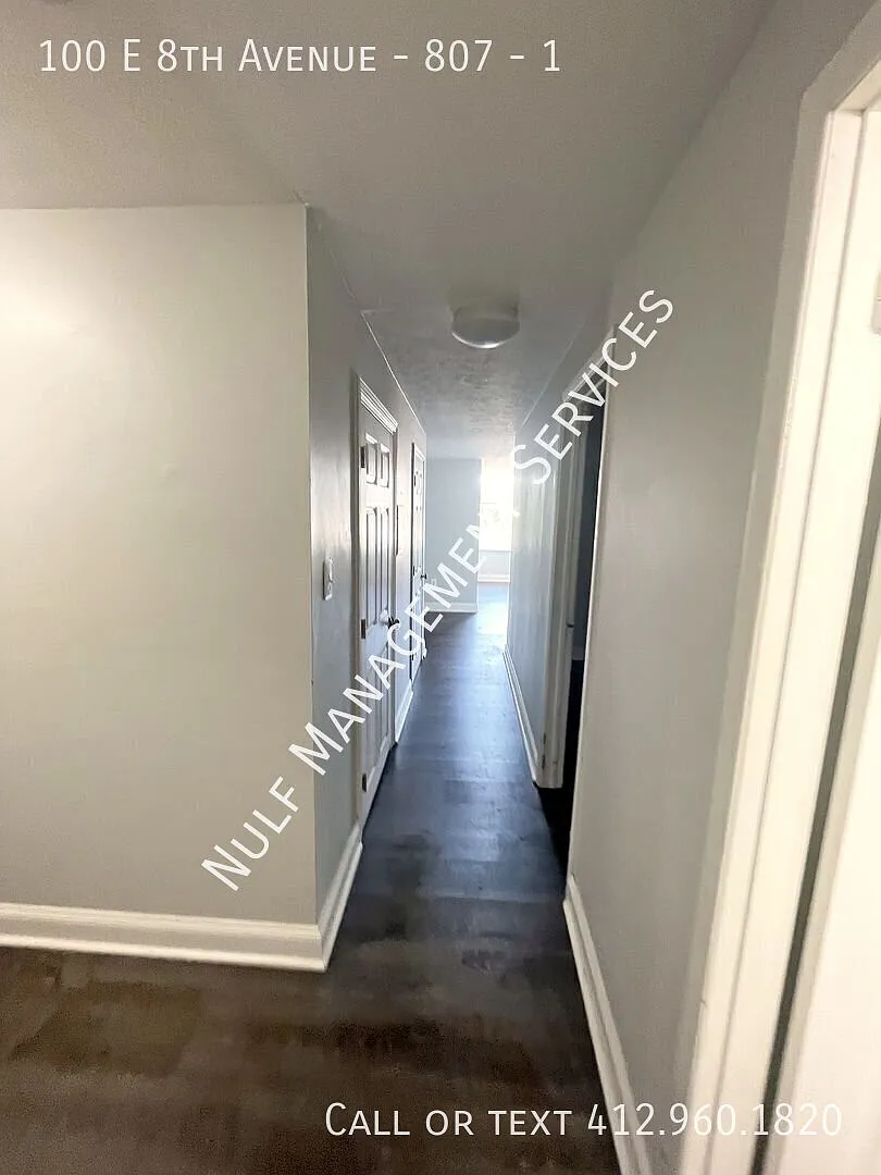 100 E 8th Ave — Photo 4