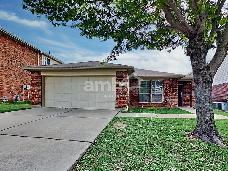 6732 Friendsway Dr — Photo 1