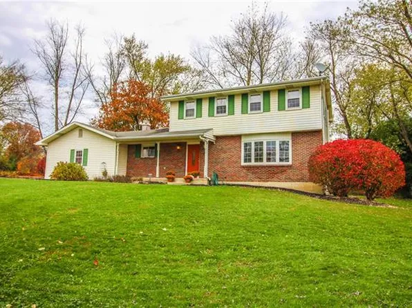 1995 Glenwood Ct, Bethlehem, PA 18015