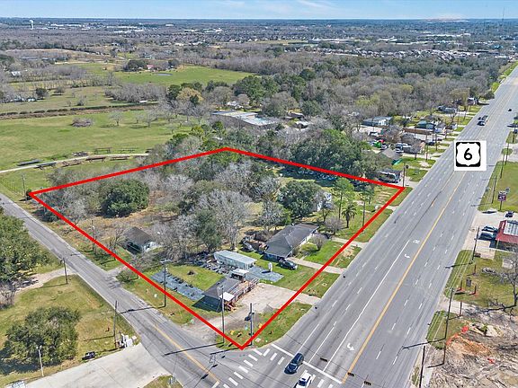 3rd image of 2518 W Highway 6