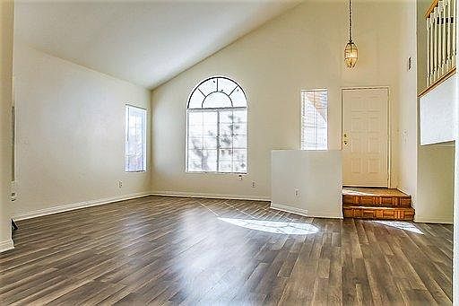 5th image of 5503 W Avenue L4
