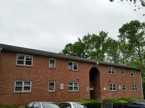 104 N Shoe Ln #101-2