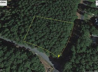 2441 Club Dr, Greensboro, GA