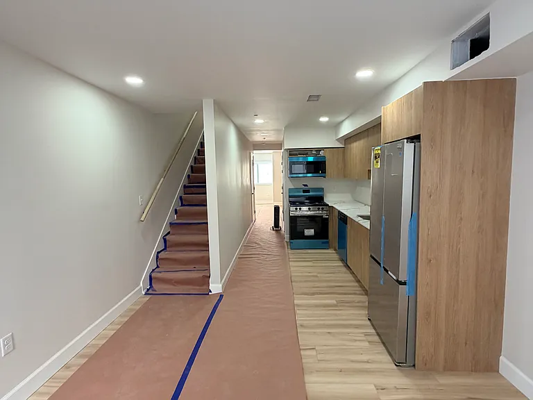 44 Warner St #B5 — Photo 6