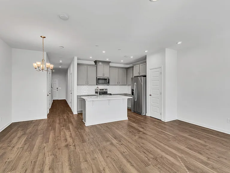 5002 Dayflower Dr — Photo 7