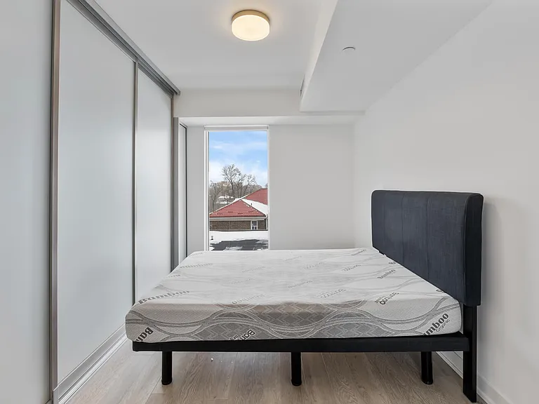 480 Wilson Ave — Photo 16