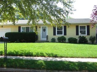 1929 Moffitt St, Lansing, MI 48911