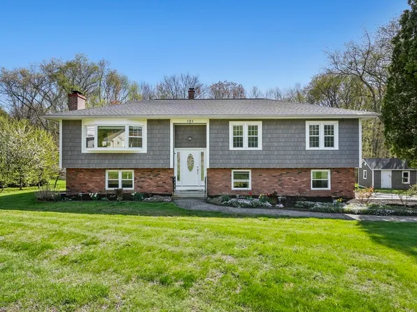 101 Oxford Rd, Charlton, MA 01507