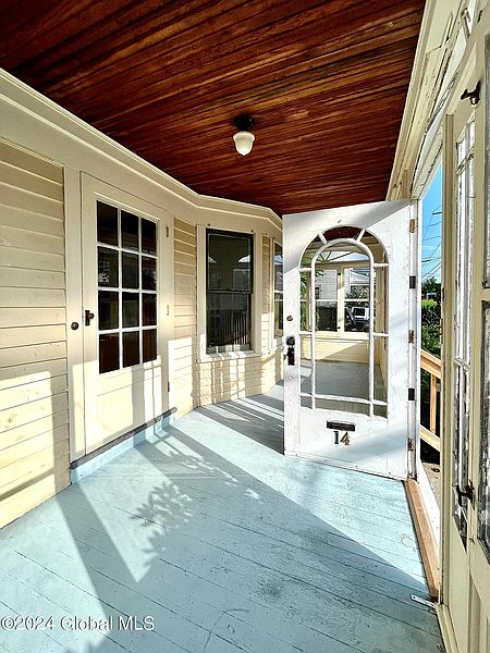 4th image of 14 Sparkill Avenue