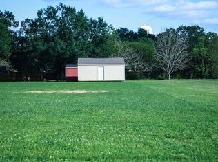 Hogaboom Rd, Groves, TX 77619