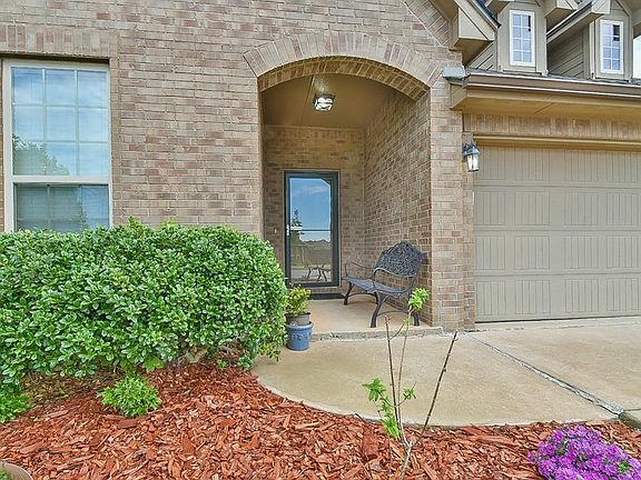 2nd image of 8704 Stacy Lynn Ln