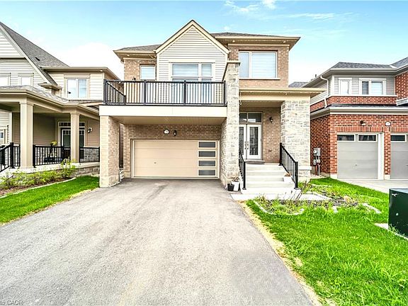 4th image of 79 Spicer St