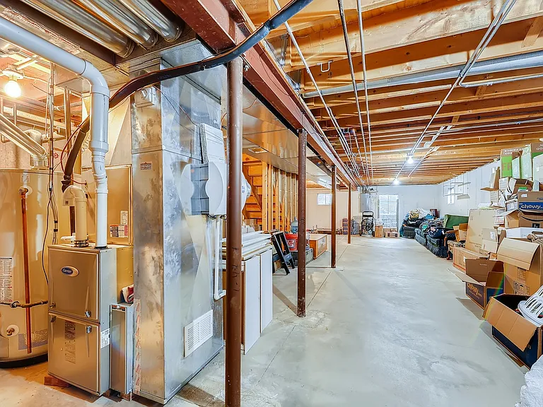 1020 Evergreen Ct — Photo 26